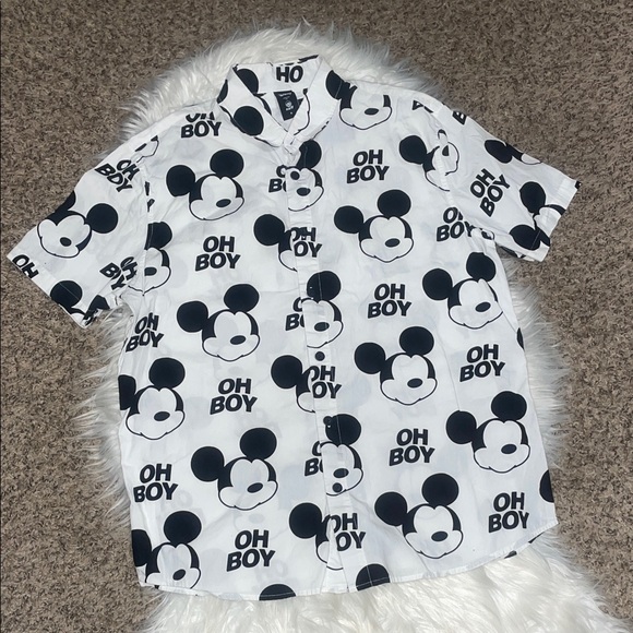 Disney Collection by Neff “Oh Boy”, Faceless Mickey Mouse Print Button Up Shirt - Picture 2 of 6